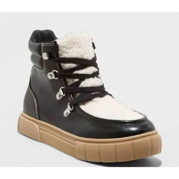 Women’s Black Kimber Sherpa Tongue Boots Universal Thread size 7. - Picture 1 of 8